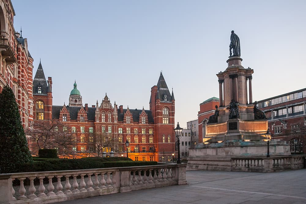How To Get Into Imperial College London